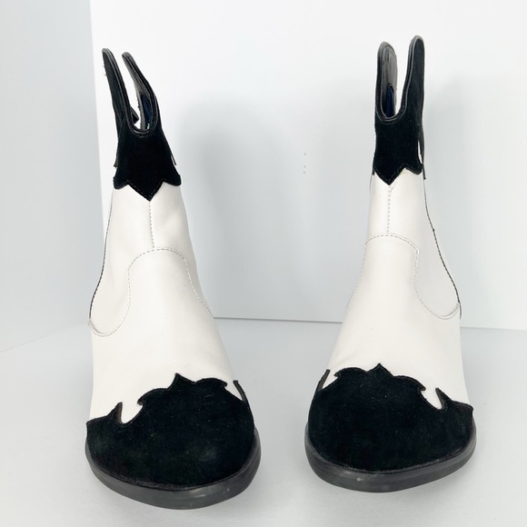 Dingo Black and White Ankle Booties - Picture 4 of 12